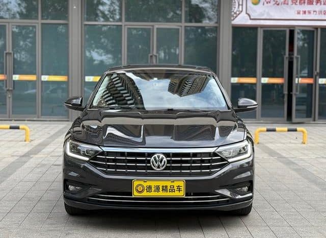 
								Volkswagen Jetta, 2021 full									