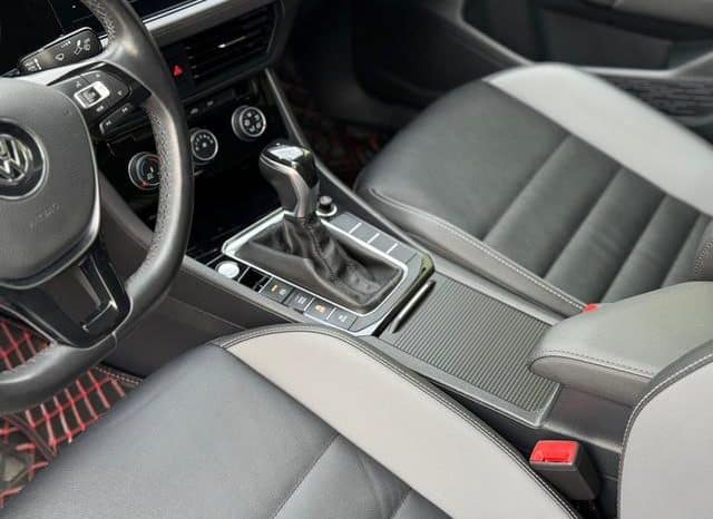 
								Volkswagen Jetta, 2021 full									