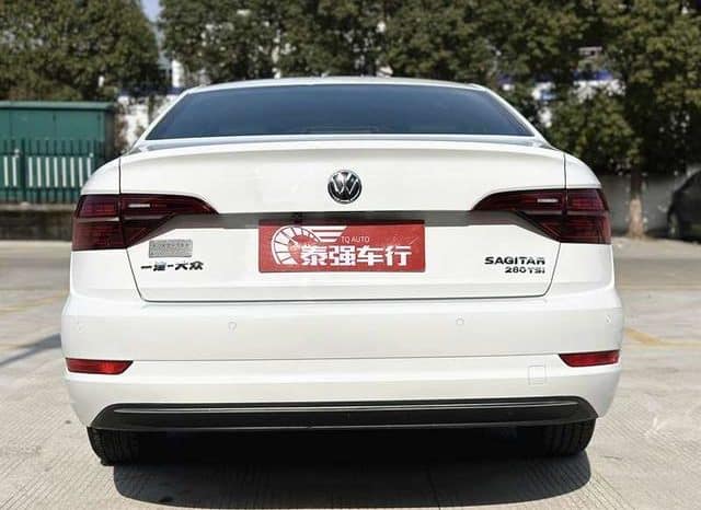 
								Volkswagen Jetta, 2020 full									
