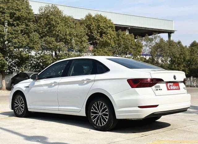 
								Volkswagen Jetta, 2020 full									