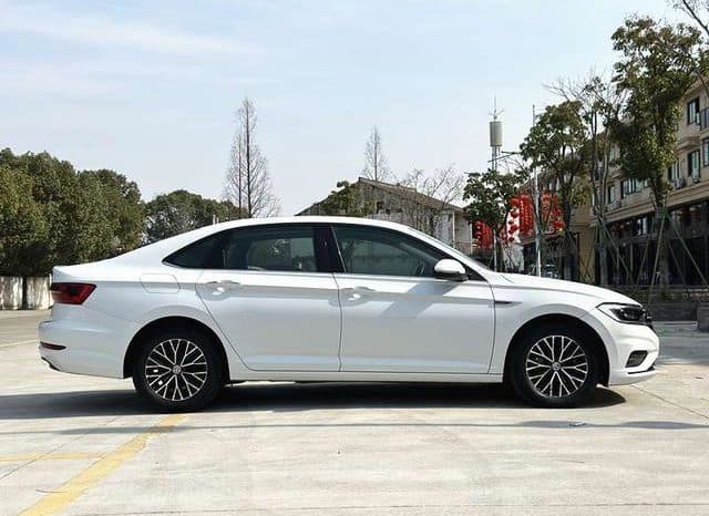 
								Volkswagen Jetta, 2020 full									