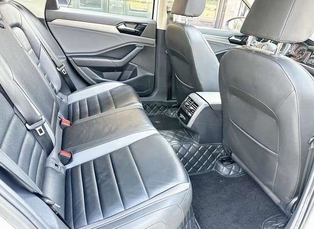 
								Volkswagen Jetta, 2020 full									