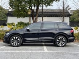 
										Volkswagen Tiguan L, 2023 full									