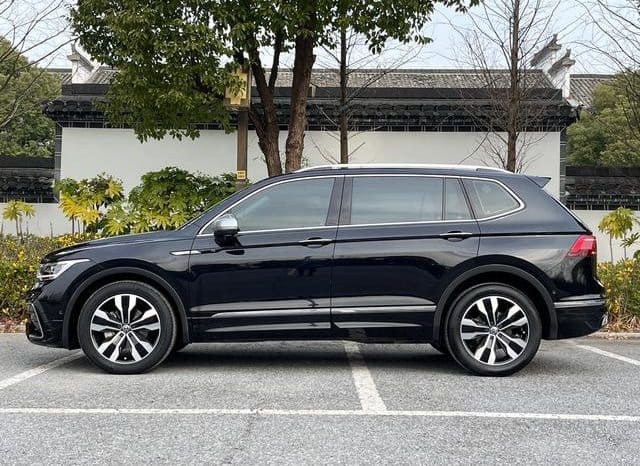 
								Volkswagen Tiguan L, 2023 full									