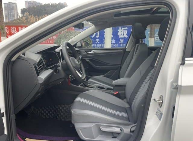 
								Volkswagen Jetta, 2024 full									