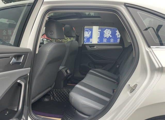 
								Volkswagen Jetta, 2024 full									