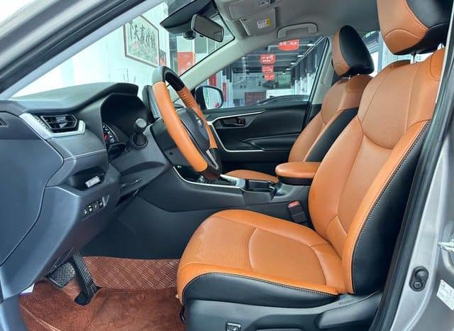 
								Toyota RAV4 (IV), 2023 full									
