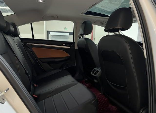
								Volkswagen Bora, 2023 full									