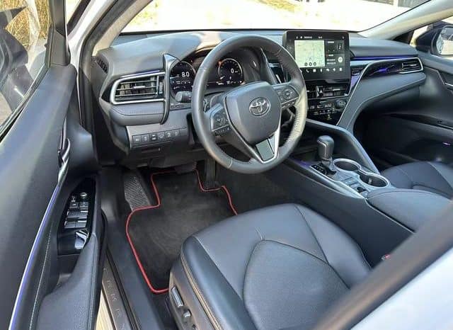 
								Toyota Camry, 2023 full									