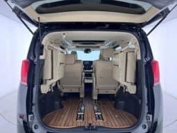 
										Toyota Vellfire (II), 2023 full									