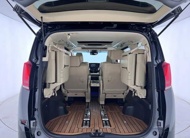 
								Toyota Vellfire (II), 2023 full									