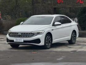 Volkswagen Jetta, 2023