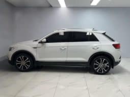 
										Volkswagen T-Roc, 2020 full									