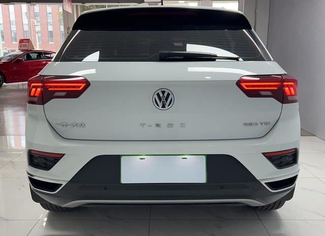 
								Volkswagen T-Roc, 2020 full									