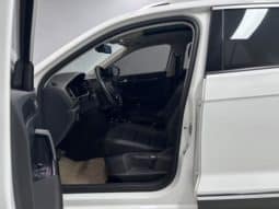 
										Volkswagen T-Roc, 2020 full									