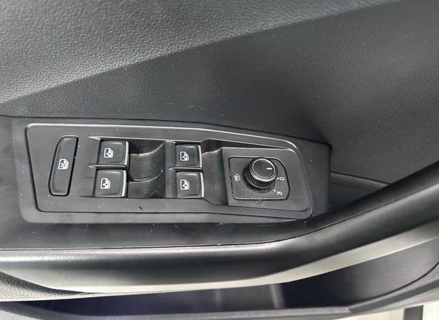 
								Volkswagen T-Roc, 2020 full									