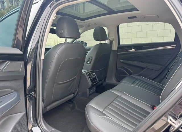 
								Volkswagen Passat, 2023 full									