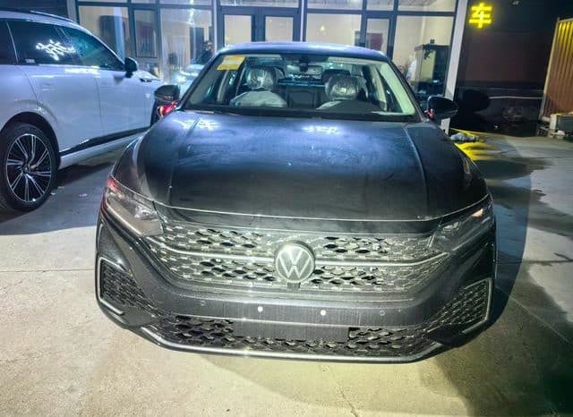
								Volkswagen Passat, 2025 full									