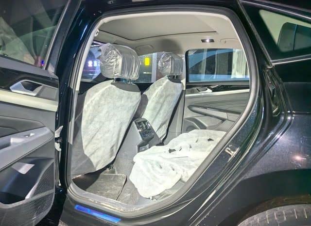 
								Volkswagen Passat, 2025 full									