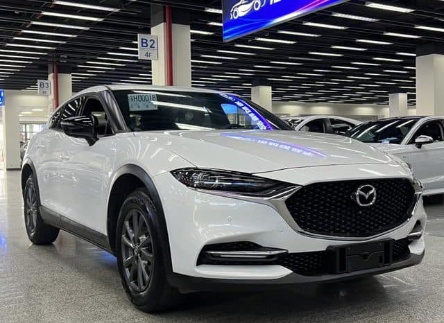 
								Mazda CX-4, 2021 full									
