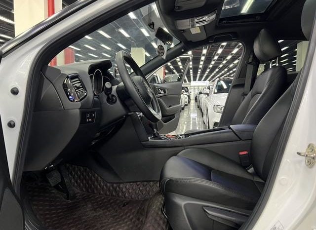 
								Mazda CX-4, 2021 full									