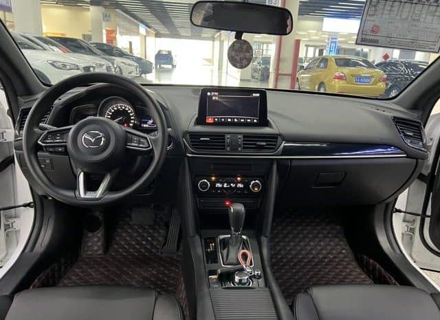 
								Mazda CX-4, 2021 full									