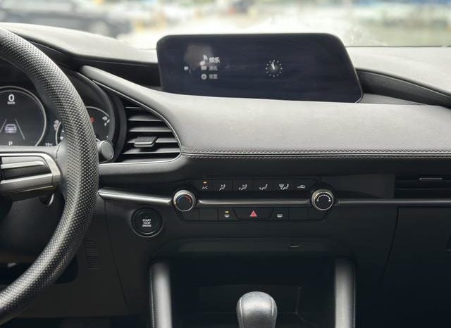 
								Mazda 3 (IV), 2022 full									