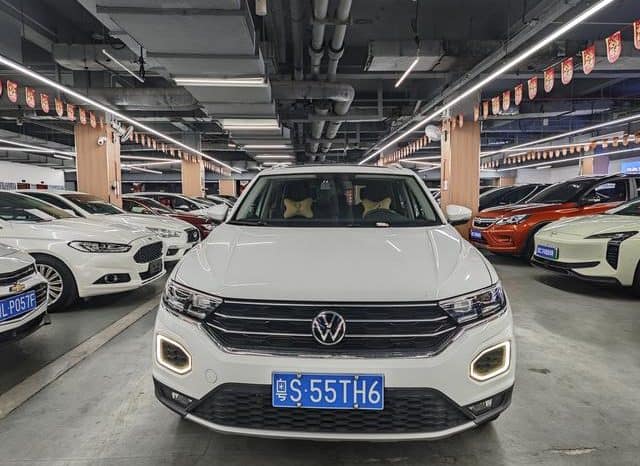 
								Volkswagen T-Roc, 2021 full									