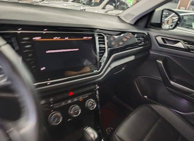 
								Volkswagen T-Roc, 2021 full									
