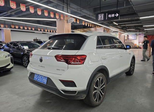 
								Volkswagen T-Roc, 2021 full									
