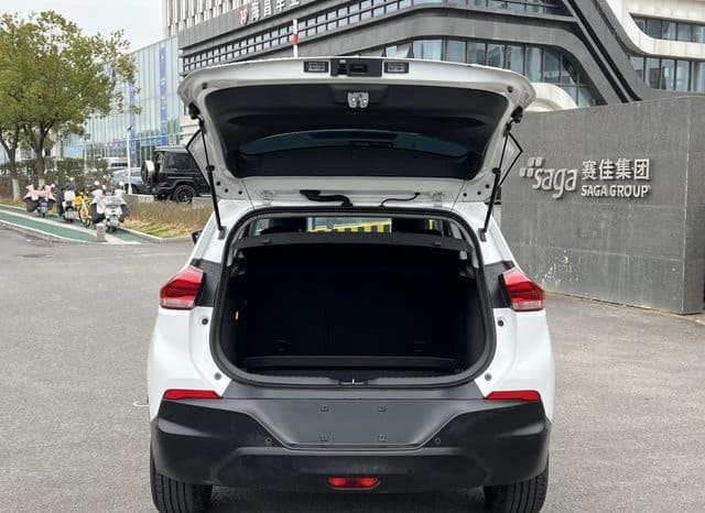 
								Chevrolet Tracker, 2023 full									
