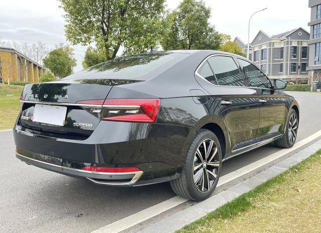 
								Skoda Superb (III), 2024 full									