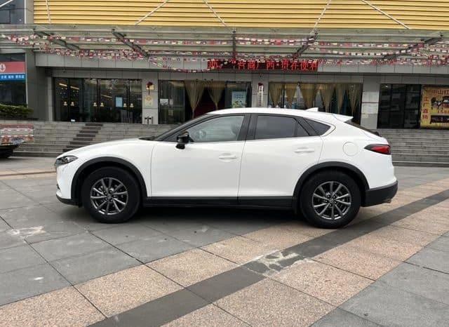 
								Mazda CX-4, 2020 full									