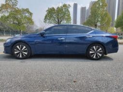 
										Nissan Altima (VI), 2020 full									