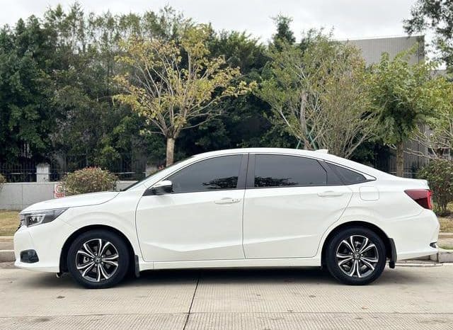 
								Honda Crider, 2022 full									