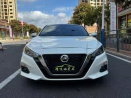 
										Nissan Altima (VI), 2021 full									