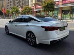 
										Nissan Altima (VI), 2021 full									