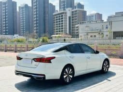 
										Nissan Altima (VI), 2022 full									