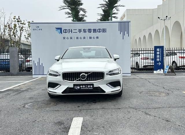 
								Volvo S60, 2024 full									