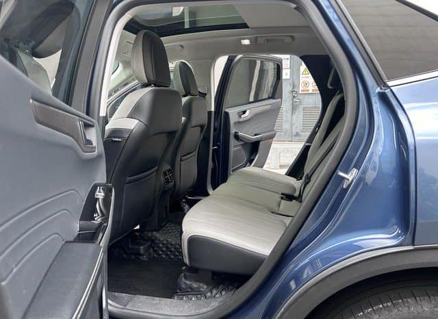 
								Ford Escape (IV), 2022 full									