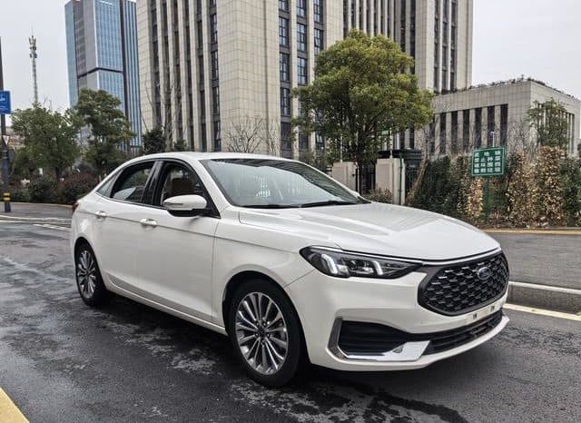 
								Ford Focus (IV), 2021 full									