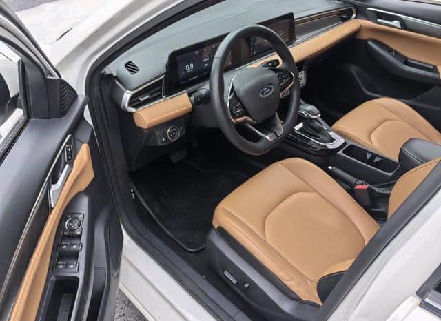 
								Ford Focus (IV), 2021 full									