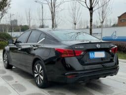 
										Nissan Altima (VI), 2021 full									