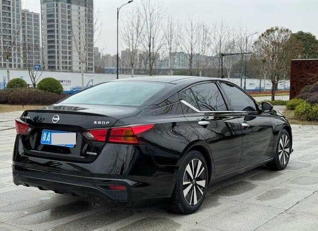 
								Nissan Altima (VI), 2021 full									