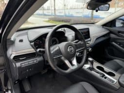 
										Nissan Altima (VI), 2021 full									