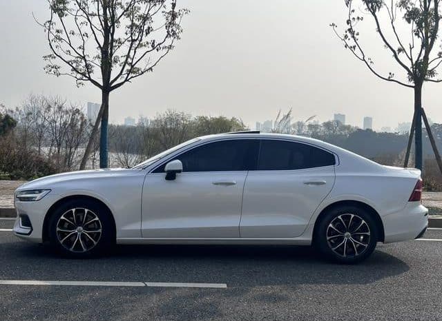 
								Volvo S60, 2022 full									