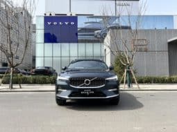 
										Volvo XC60, 2025 full									
