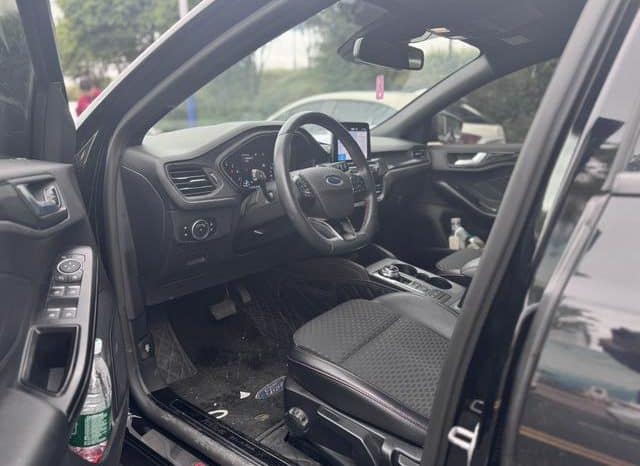 
								Ford Focus, 2020 full									