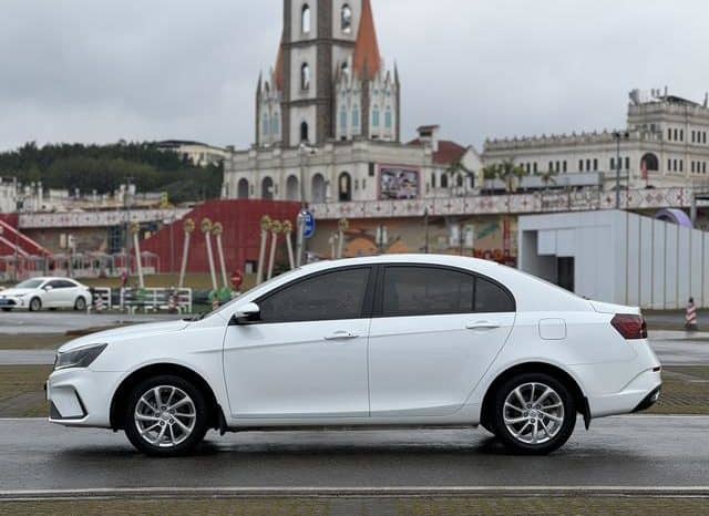 
								Geely Emgrand, 2021 full									