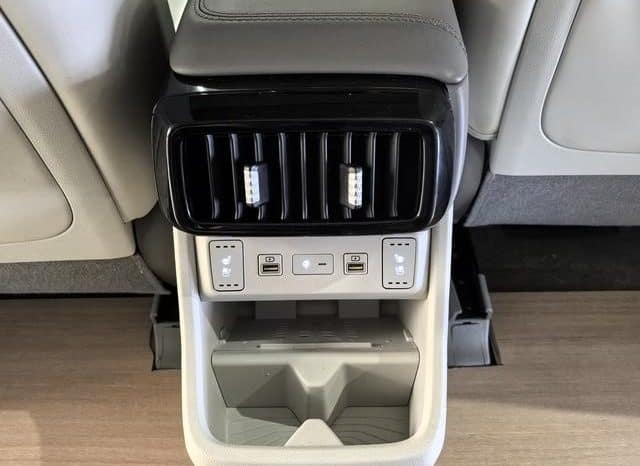 
								Hyundai Custo, 2021 full									
